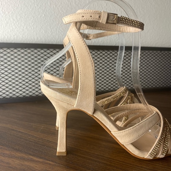 Vince Camuto - Brevern Rhinestone - Tan Trim Strappy Sandals - Size 7 - Picture 8 of 16